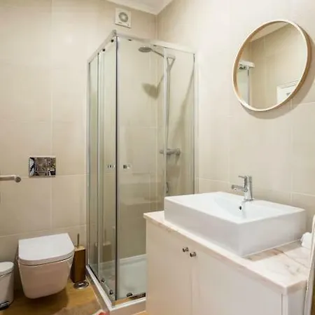 Apartamento 1ºandar Martim Moniz, * リスボン