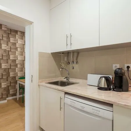 Apartamento 1ºandar Martim Moniz, 리스본